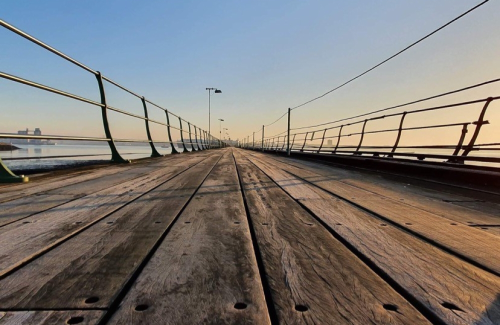 hythe_pier