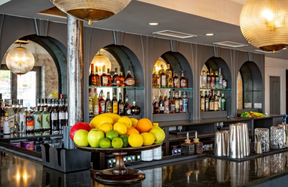 Albion Hotel bar