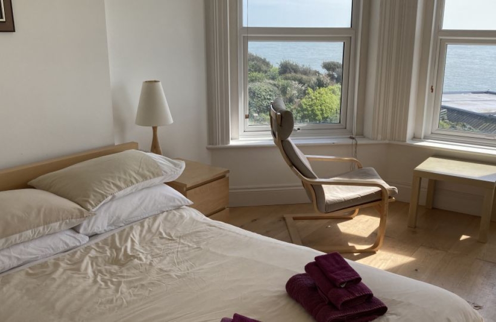 Bermuda House double bedroom