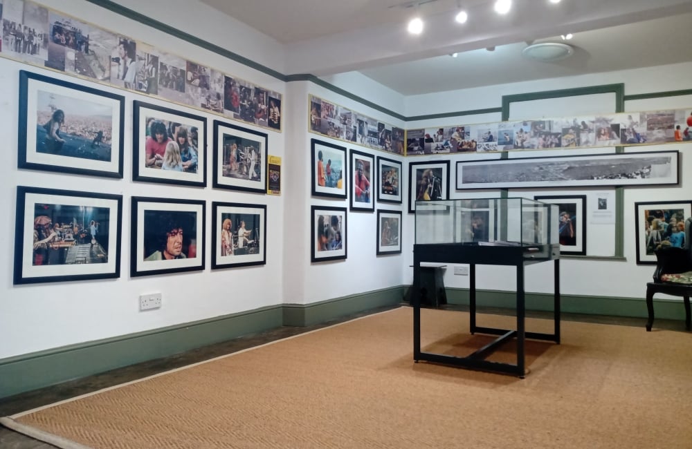 Photo gallery at Dimbola Museum & Galleries