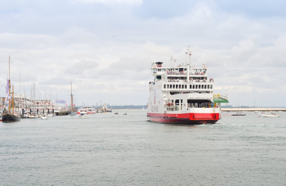 Red Falcon about to dock