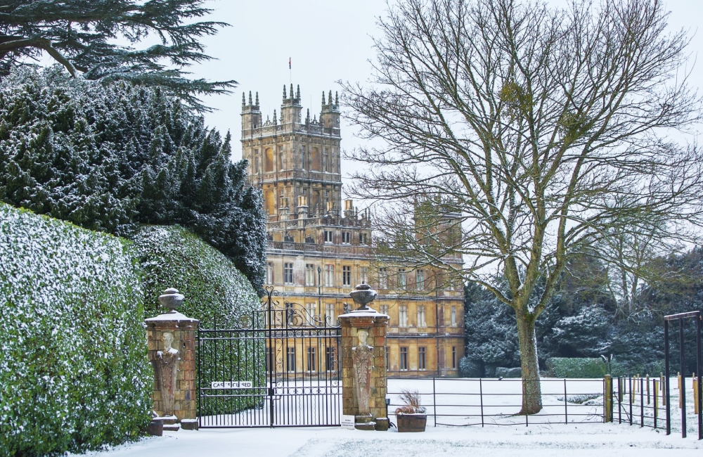 highclere castle in snow