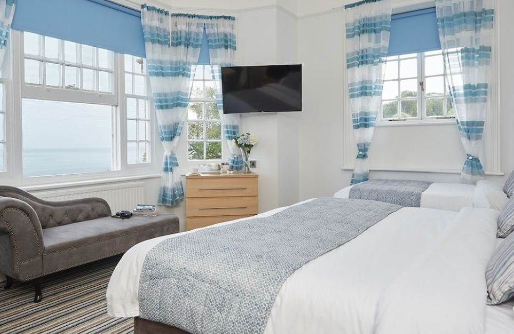 Luccombe Manor Hotel sea facing treble bedroom