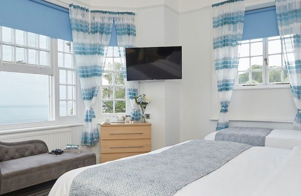 Luccombe Manor Hotel sea facing treble bedroom