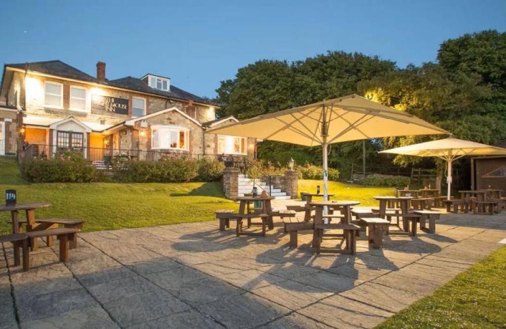 The Wight Mouse Inn exterior view from the garden