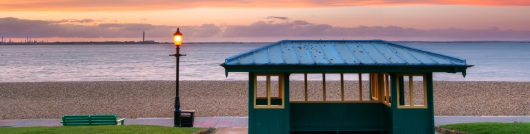 cowes beach sunset