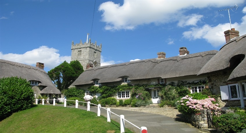 Godshill church