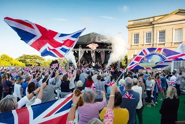 crowd and stage at wight proms
