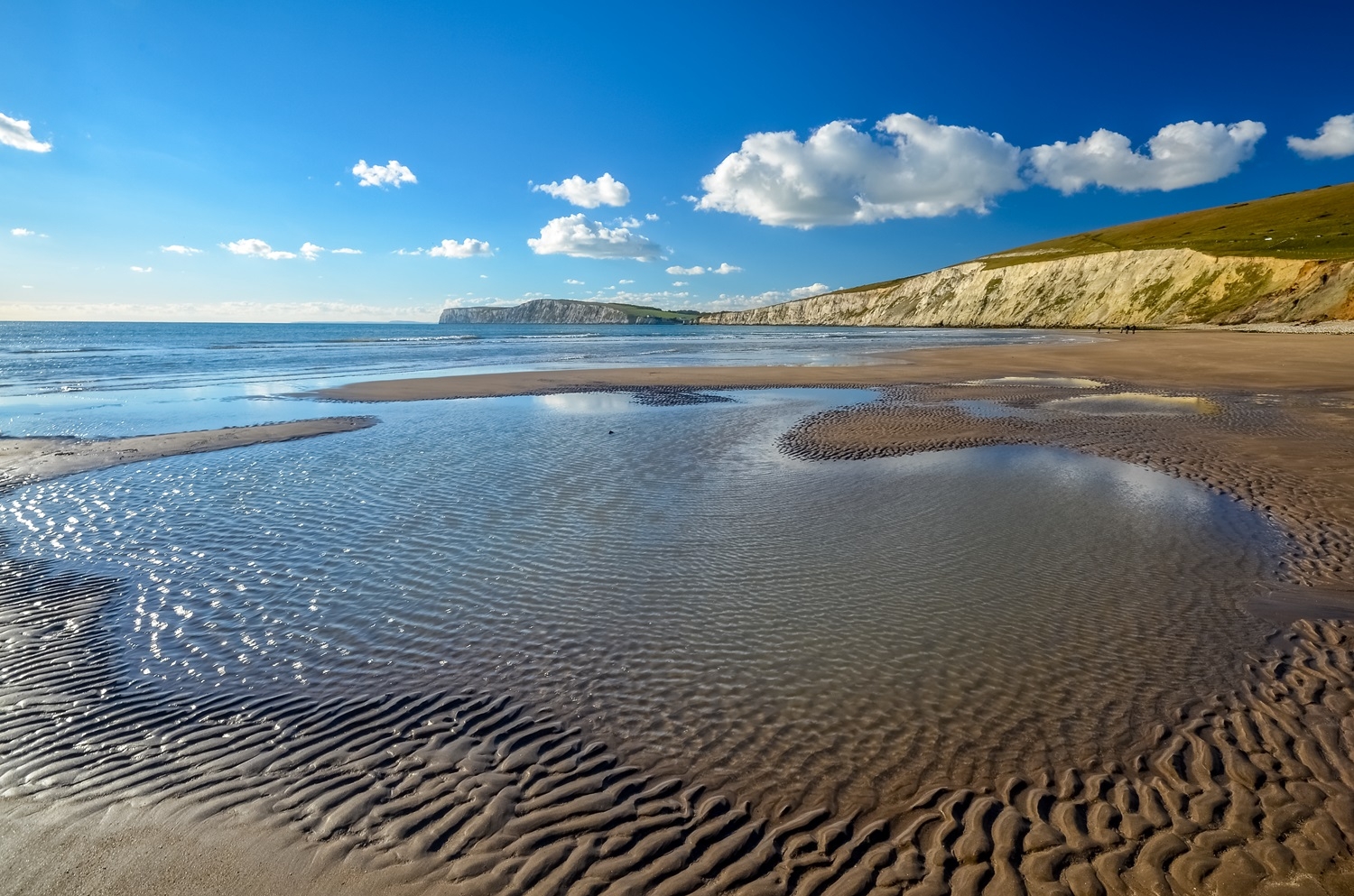 criisp-day-at-compton-bay