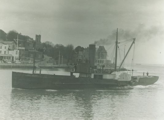 PS Lord Elgin in Cowes