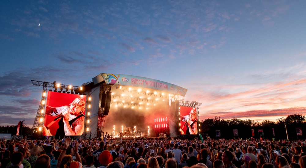 iw-festival stage