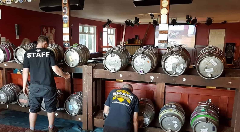 beer-barrels-at-the-waverley