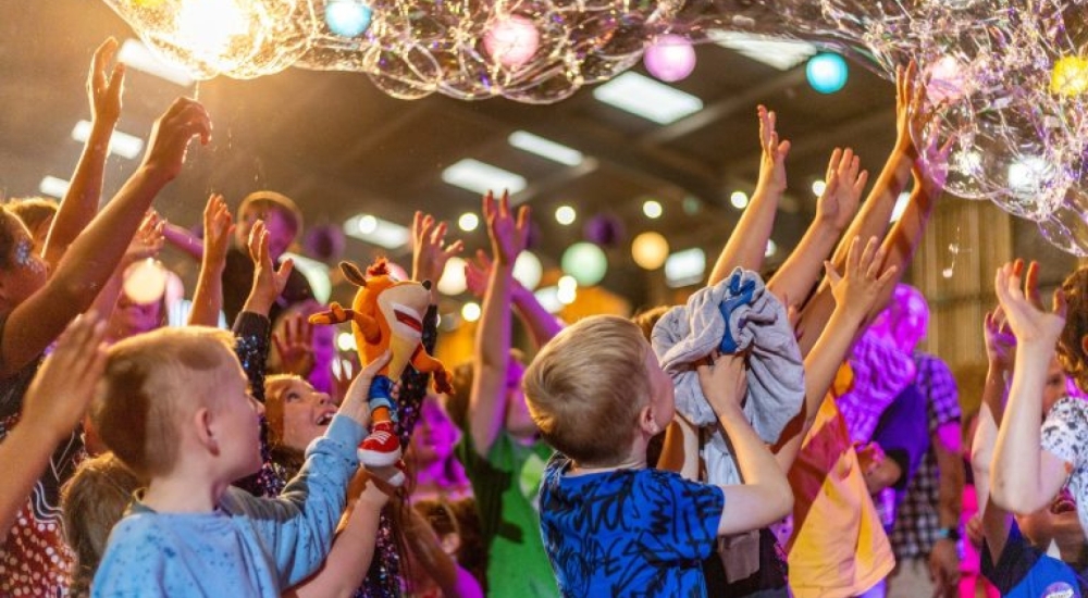 children dancing